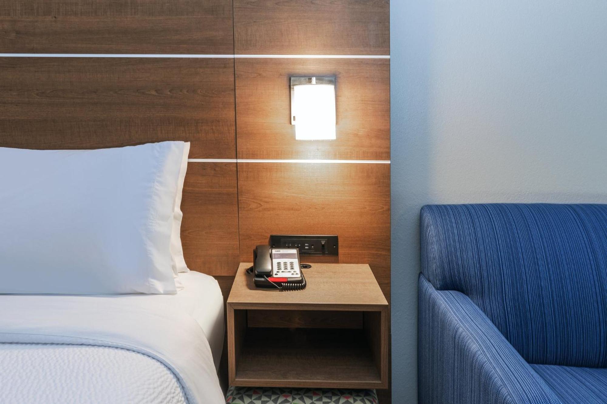 Holiday Inn Express & Suites Sulphur - Lake Charles By Ihg Eksteriør bilde